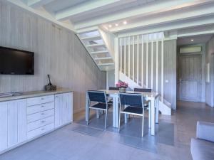 Apartment Le Trois du Petit Sperone by Interhome