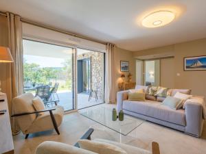 Apartment Le Clos dAlice-1 by Interhome