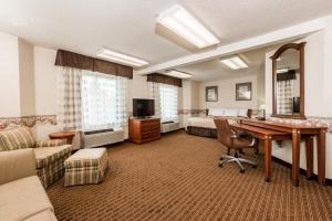 King Studio, Suite, Non-Smoking room in Days Inn by Wyndham Yadkinville