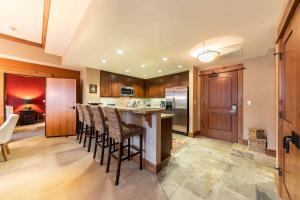 Catamount Lodge 305B by East West Hospitality