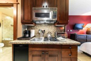 Catamount Lodge 305A by East West Hospitality