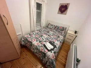 Dormitorio Doble D10 - Dolphinʼs Barn