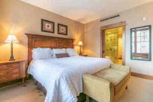 Catamount Lodge 312 by East West Hospitality