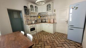 Winnica Niebò - domek z balią nad jeziorem