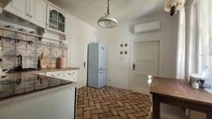 Winnica Niebò - domek z balią nad jeziorem