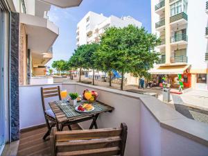 Apartment Seaside Getaways by Interhome