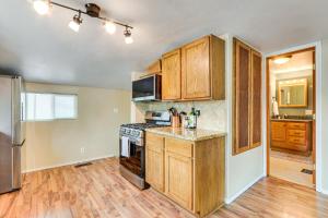 Coeur dAlene Cottage about 1 Mi to Downtown!