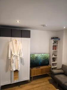 Heathrow luxury stay - Cranford