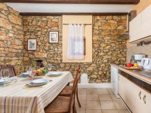 Holiday Home Villa Tea by Interhome