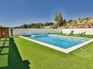 Holiday Home Happy Holiday by Interhome 