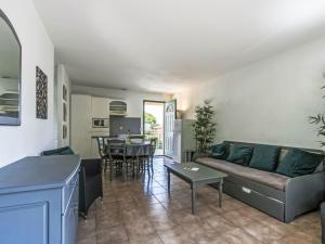 Apartment Le Jardin dArtemis-2 by Interhome