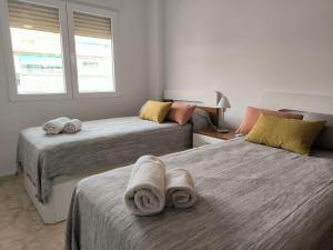 LA CULLERINA playa San Antonio con Internet Alta Velocidad Aire Acondicionado