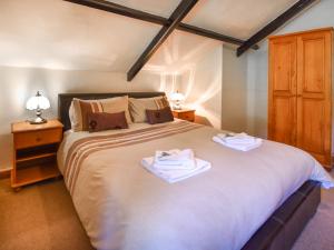 Holiday Home Pump Cottage by Interhome