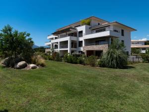 Apartment Domaine dArca-1 by Interhome
