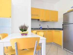 Apartment Sunbeach-1 by Interhome