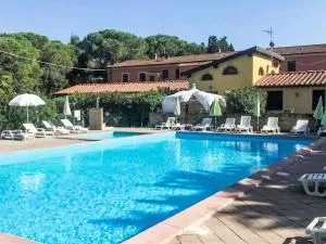 Apartment Fattoria Palazzeta by Interhome - La Cinquantina