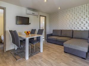 Holiday Home Superior-11 by Interhome