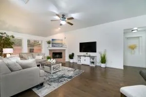 Texas Luxury Home 2 - Bulverde