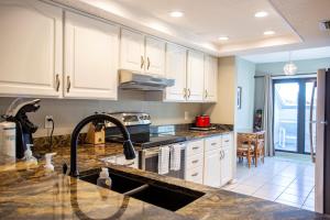 Sea Winds 37 Oceanfront Oasis