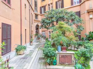 Apartment La Casa dellArte by Interhome