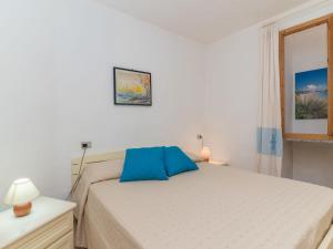 Apartment Rubinia by Interhome