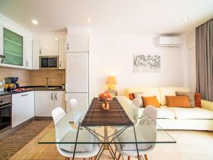 Apartment Seaside Getaways by Interhome