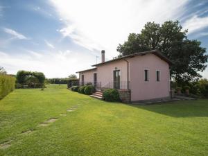 Villa La Quercia by Interhome img25