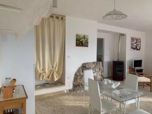 Apartment Dependance Villa Incanto by Interhome