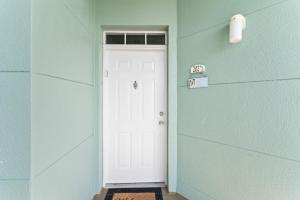 Seaside at Anastasia E202