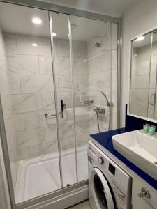 Sunny Coast Orbi City, C Block, 8 floor, 818