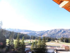 Résidence Les Cytelles - Appartement ensolleilé pour 6 personnes situé au pied des pistes lhiver et à proximité du golf 18 trous lété MAE-7433