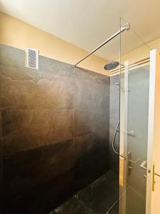 Appartements Orleans proche bord de Loire - Appartement 2 chambres avec grand balcon - Le Panoramique Orleanais : photos des chambres