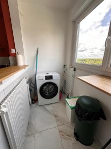 Appartements Orleans proche bord de Loire - Appartement 2 chambres avec grand balcon - Le Panoramique Orleanais : photos des chambres