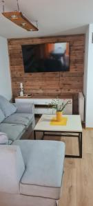 Malinowa Chata- Królowy Most