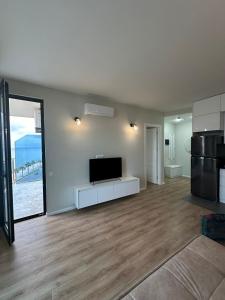 Pearl of Batumi, Seaview Boulevard