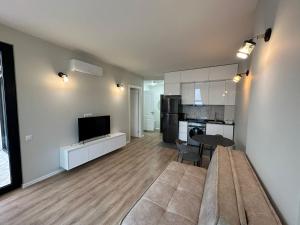 Pearl of Batumi, Seaview Boulevard