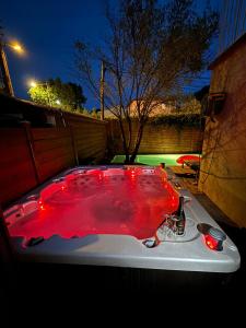 Villas Maison avec Piscine et Jacuzzi Proche des plages : photos des chambres