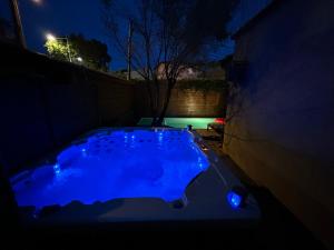 Maison avec Piscine et Jacuzzi Proche des plages