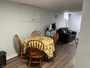 Cozy basement 2 bedroom 2 bath with parking