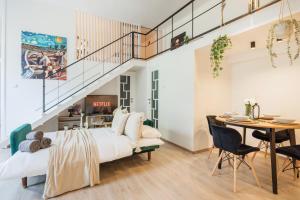 Chic 3BR Heart of District 7- Central Budapest Gem