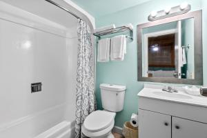 Oceanfront Inn, Inlet View, King Bed, #5