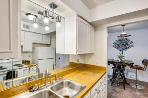 Dallas Condo in Walkable Knox Street District!