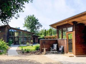 6 person holiday home in Bryrup