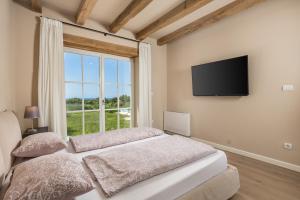 Villa Zelena with Panoramic Seaview and big Pool