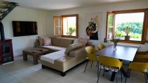 Silver Juglans Holiday Home