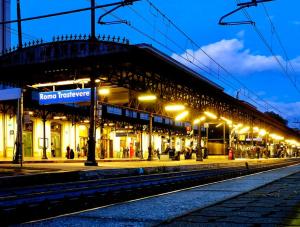 Radio Guest House Intero Appartamento Moderno A Trastevere