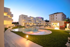 Marina Suites & Apartments 4 stelle S