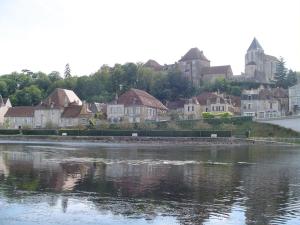 Charmant loft dans la vieille ville, parking gratuit proche, proche château Naillac - FR-1-591-65