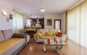 Apartments with parking space Vodnjan, Fazana - 22532