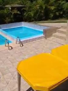 Sitio com chalés na serra da Cachoeira do Mendanha